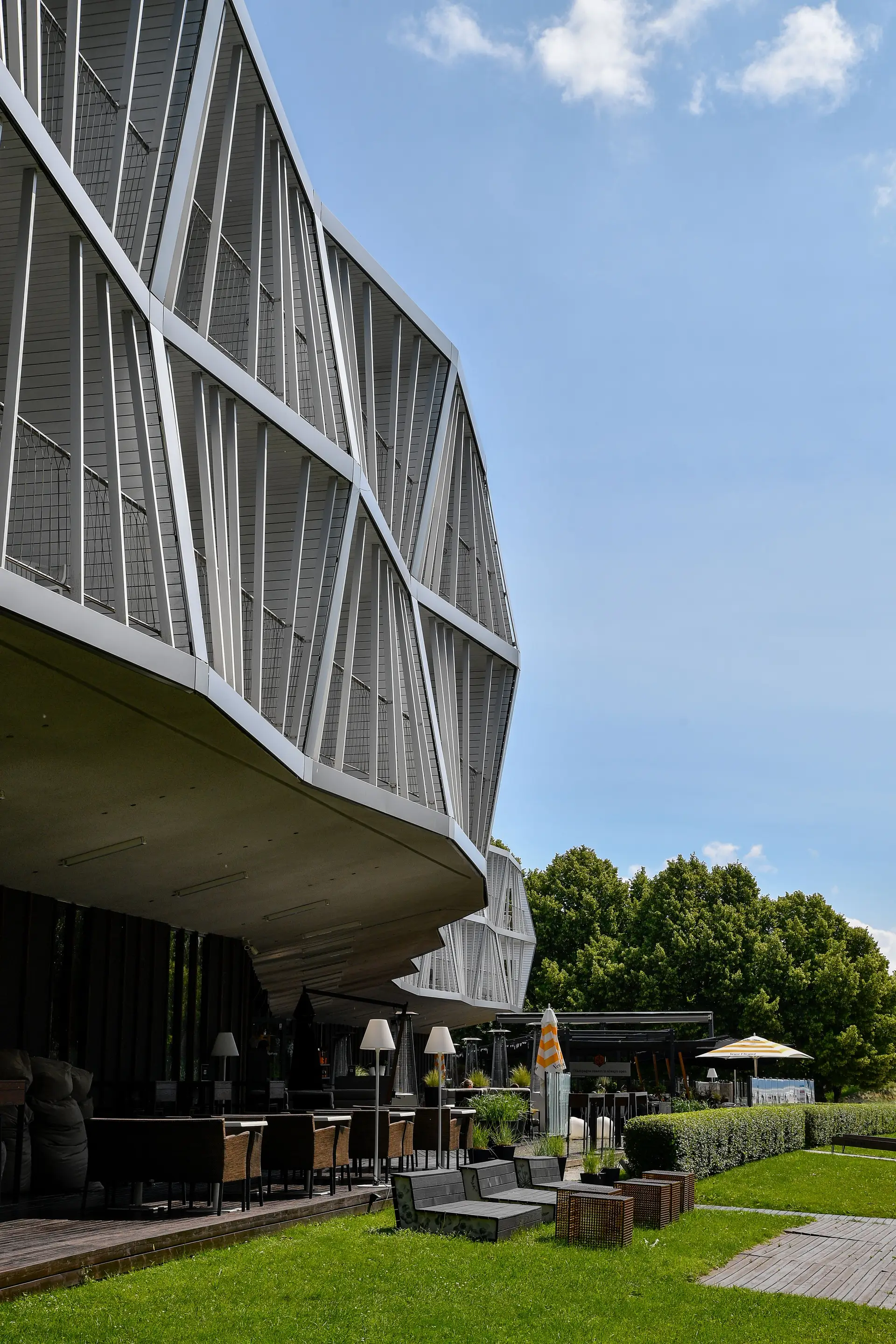 Zunanjost hotela SilveronroyalStay v Ljubljani